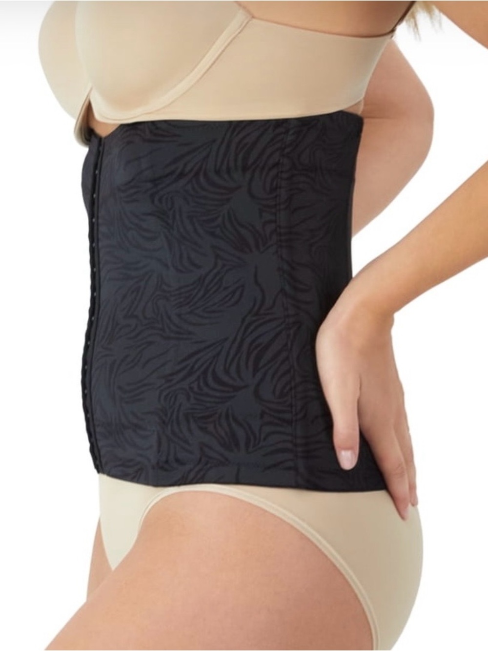 Maidenform Black High-Waist Trainer. Size Large